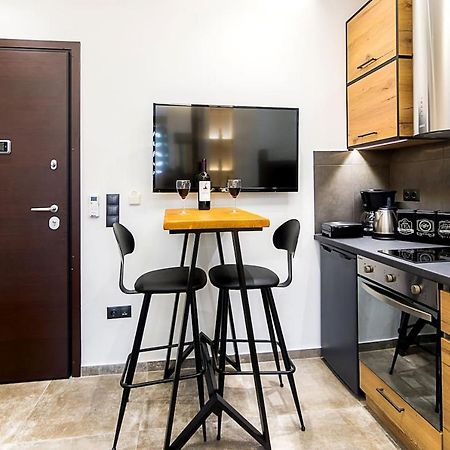 Apartamento Centrally Located Studio Next To Syntagma Sq. Atenas Exterior foto