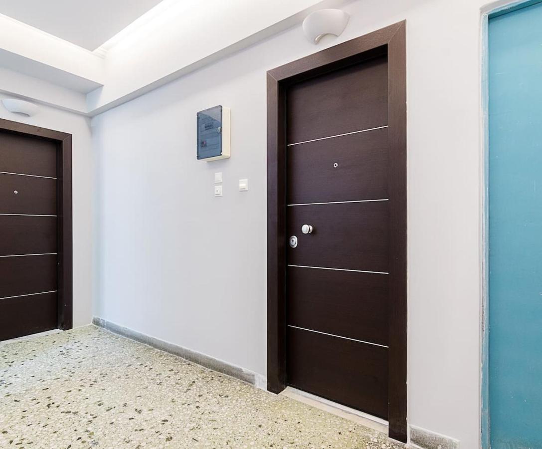 Apartamento Centrally Located Studio Next To Syntagma Sq. Atenas Exterior foto